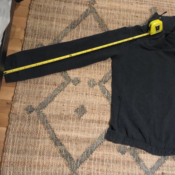 GUC grey Lululemon sweatshirt - Picture 7 of 13